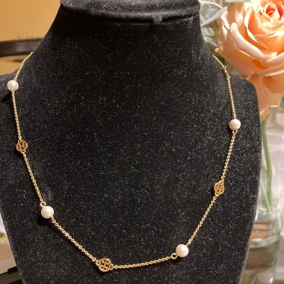 ✨HP✨Tory Burch Pearl And Logo Necklace - Picture 7 of 11